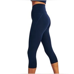 Girlfriend Collective Compressive High Waisted Blue Capri Leggings | Small